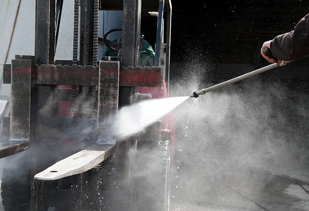 Why Choose Our Certified Pressure Washing Experts for Your Project Needs in Mounds View, MN?